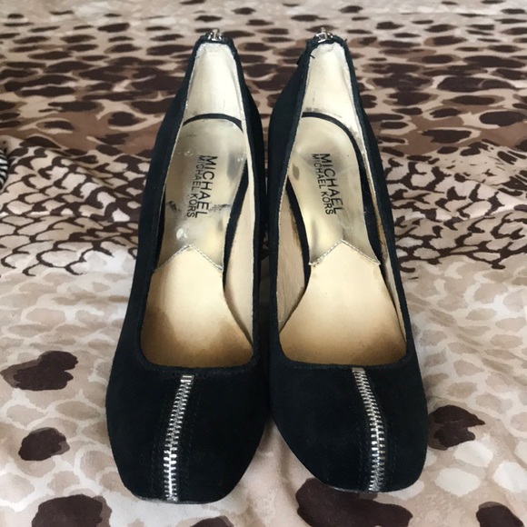 Michael Kors Shoes - Picture 2 of 6